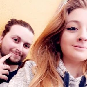 Meet your Posher, Devin